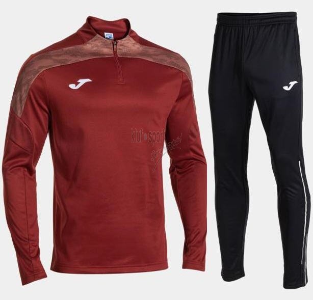 Męski dres treningowy Joma Champion VIII – bordowa bluza z krótkim zamkiem pod szyją i geometrycznym wzorem na rękawach oraz czarne spodnie dresowe.