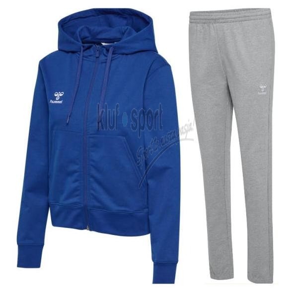 Damski dres bawełniany Hummel Go Cotton 2.0 – niebieska bluza z kapturem rozpinana na zamek oraz dopasowane szare spodnie dresowe z logo Hummel.
