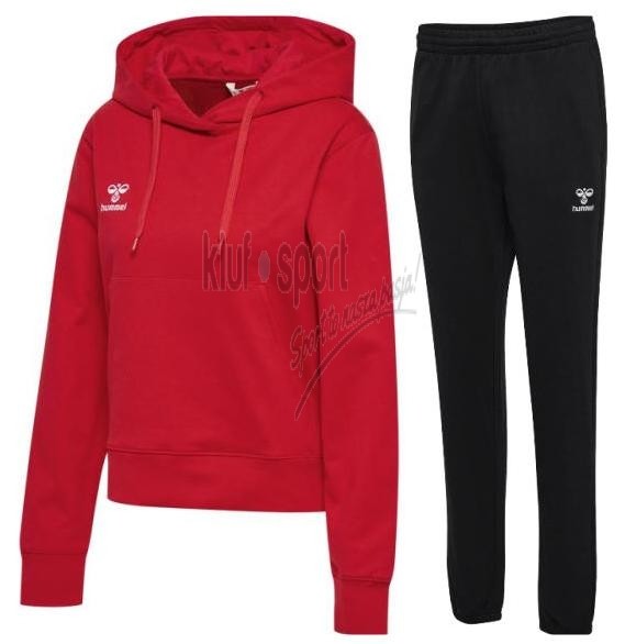 Czerwony dres bawełniany damski Hummel Go Cotton 2.0 – bluza z kapturem typu hoodie oraz czarne spodnie dresowe z logo Hummel.