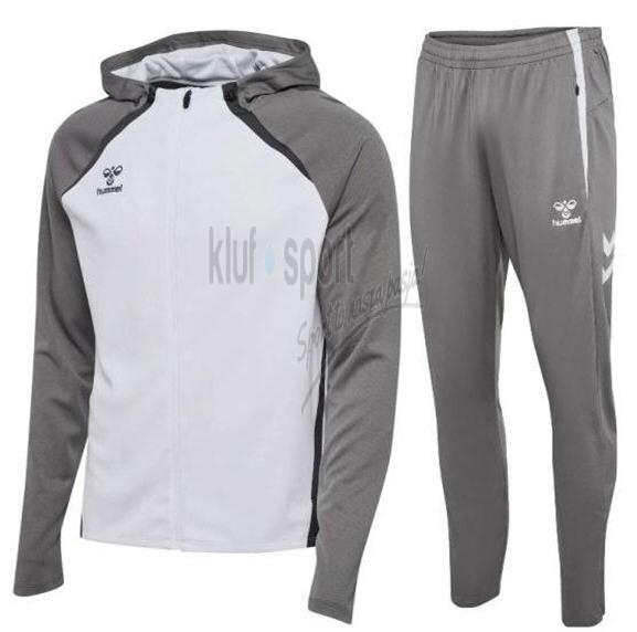 Męski dres treningowy Hummel Lead 2.0 – jasnoszara bluza z zamkiem i białymi detalami oraz dopasowane szare spodnie sportowe.