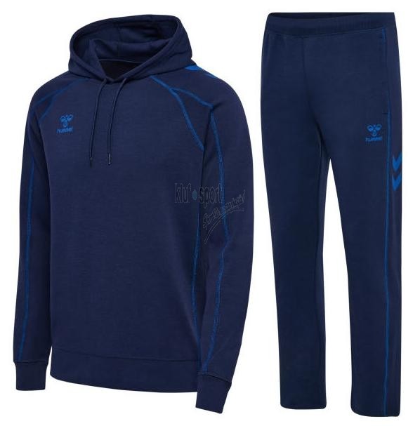 Męski dres sportowy Hummel Move 2.0 w kolorze granatowym – bluza z kapturem i kieszenią typu kangurka oraz spodnie dresowe z charakterystycznymi szewronami Hummel.