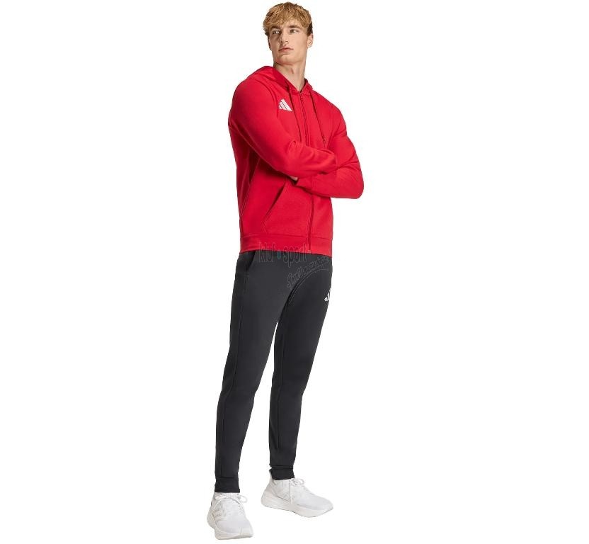 Męski dres bawełniany adidas Entrada 26 – czerwona rozpinana bluza z kapturem i czarne spodnie dresowe z białym logo adidas.